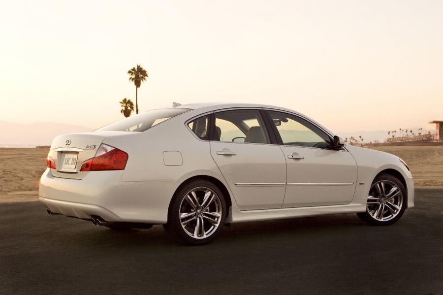  Infiniti M45 S 2008 года  (фото 8 из 20)